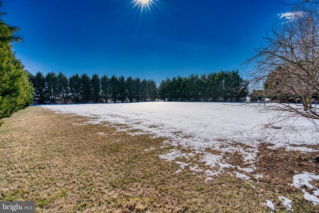 2412 MIDSTATE RD, Felton, DE 19943