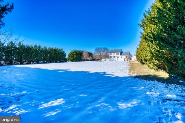 2412 MIDSTATE RD, Felton, DE 19943