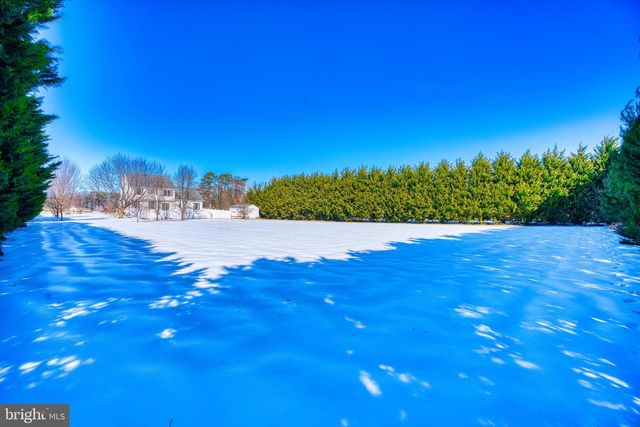 2412 MIDSTATE RD, Felton, DE 19943