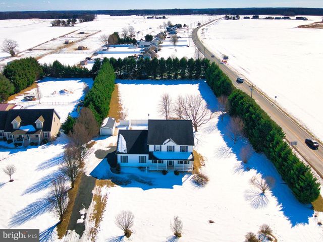 2412 MIDSTATE RD, Felton, DE 19943