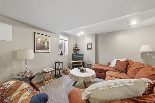 610 15th Street SE, Altoona, IA 50009