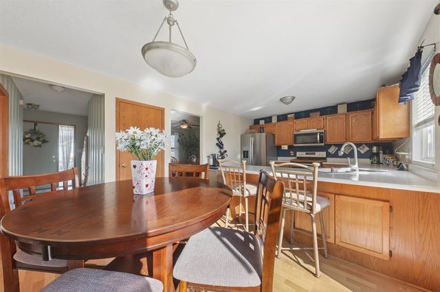 610 15th Street SE, Altoona, IA 50009