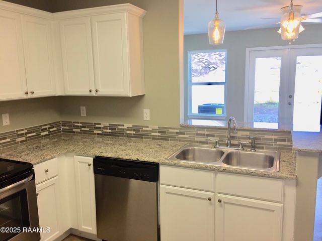 1534 S Patout Street A B, New Iberia, LA 70560