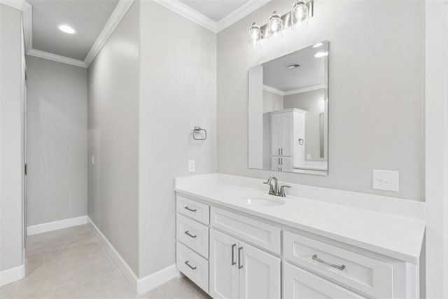 546 Paris Avenue, Piedmont, OK 73078