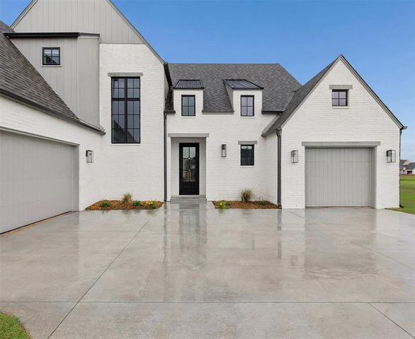 546 Paris Avenue, Piedmont, OK 73078
