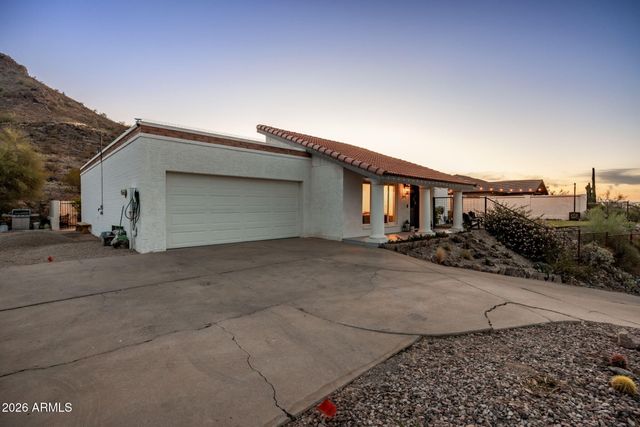 1917 E Karen Drive, Phoenix, AZ 85023