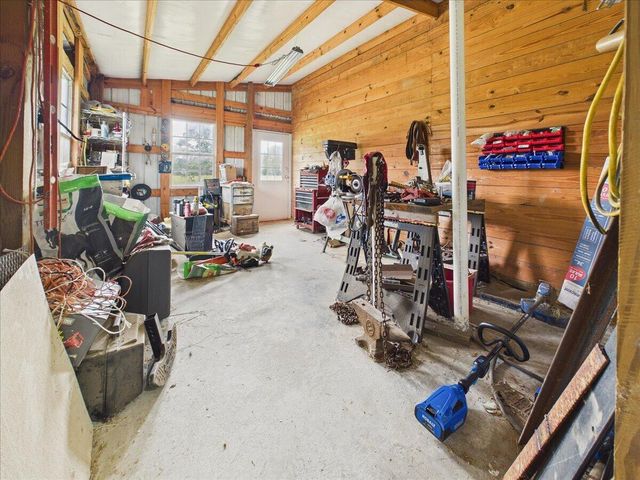 519 Beck Road, Williston, SC 29853