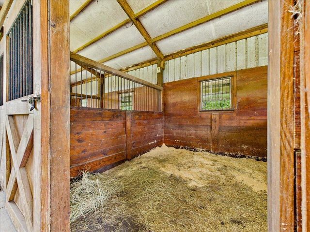 519 Beck Road, Williston, SC 29853
