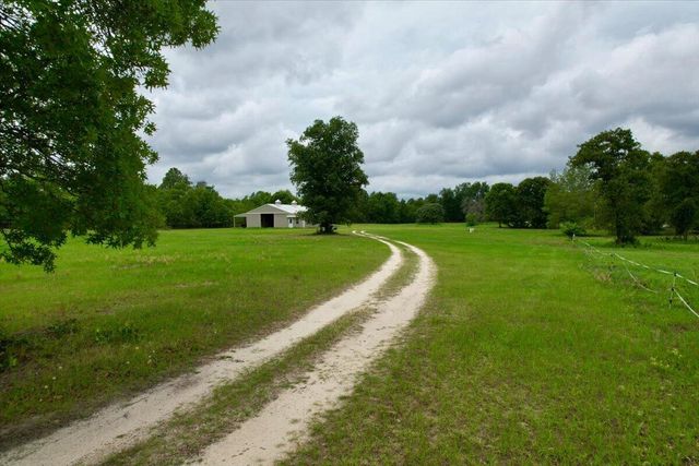 519 Beck Road, Williston, SC 29853