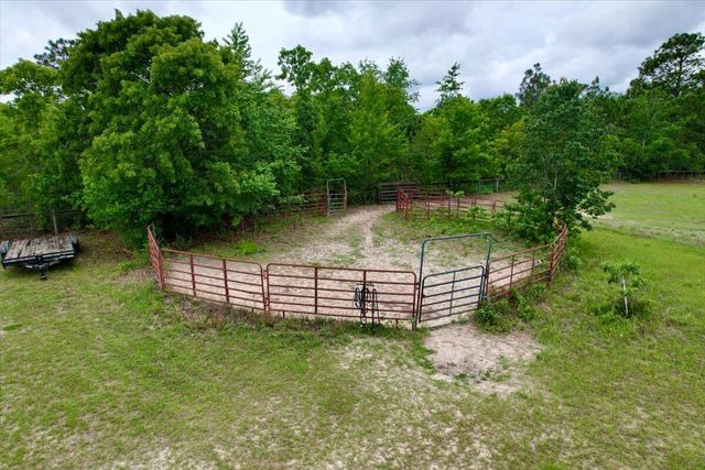 519 Beck Road, Williston, SC 29853
