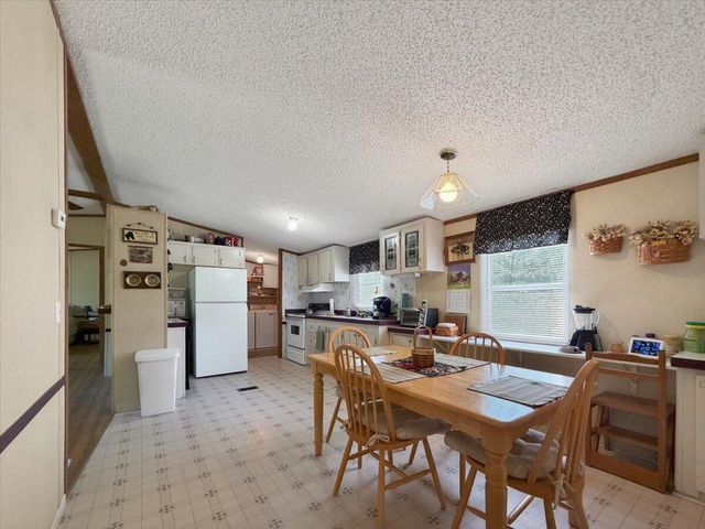 519 Beck Road, Williston, SC 29853