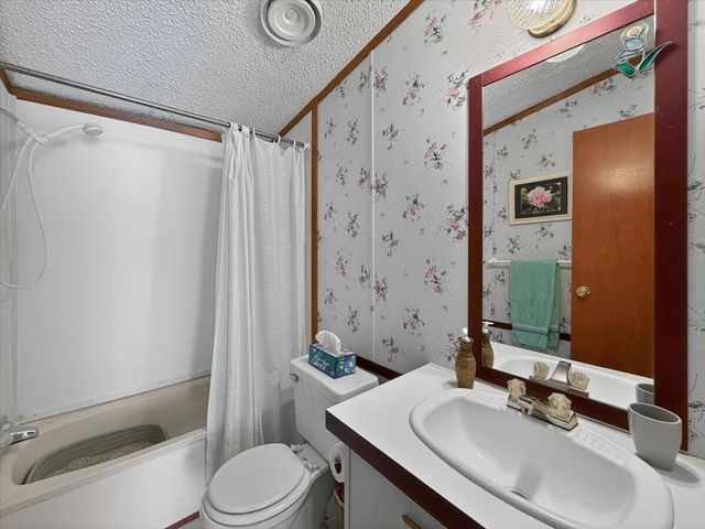 519 Beck Road, Williston, SC 29853