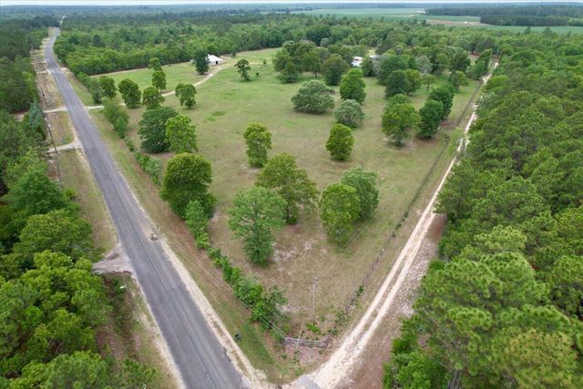 519 Beck Road, Williston, SC 29853