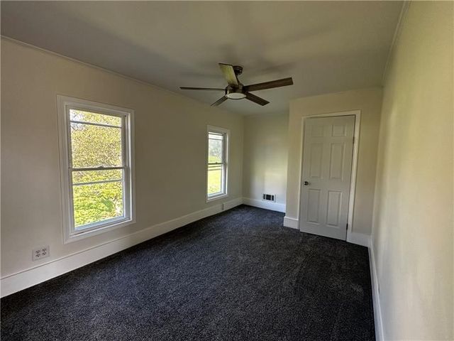 1701 Old Butler Rd, Shenango Twp, PA 16101