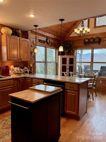 1284 River Breeze Drive 9, Creston, NC 28615