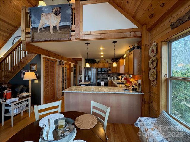 1284 River Breeze Drive 9, Creston, NC 28615