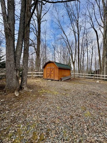 1284 River Breeze Drive 9, Creston, NC 28615