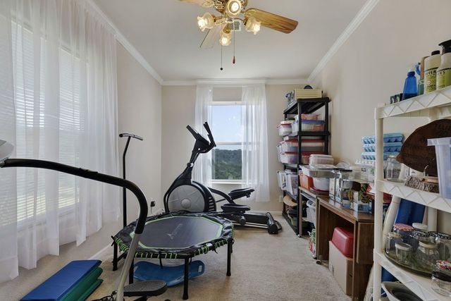 349 N Vine St, Kerrville, TX 78028
