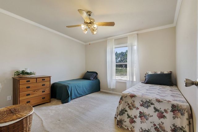 349 N Vine St, Kerrville, TX 78028