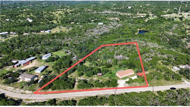 349 N Vine St, Kerrville, TX 78028