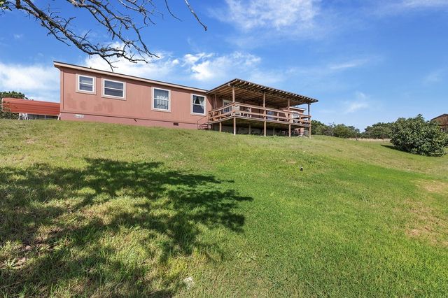 349 N Vine St, Kerrville, TX 78028
