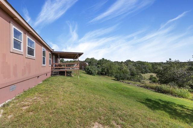 349 N Vine St, Kerrville, TX 78028