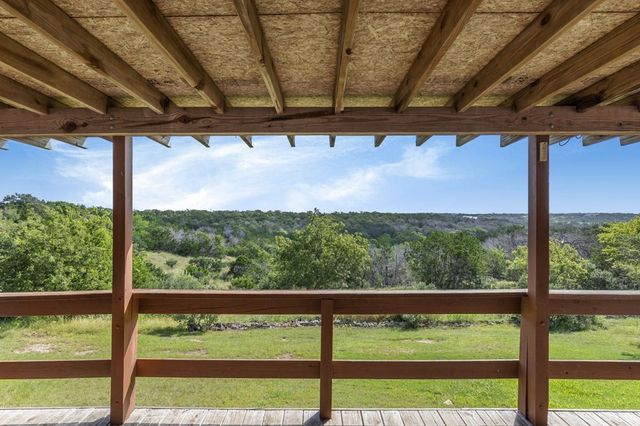 349 N Vine St, Kerrville, TX 78028