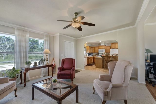 349 N Vine St, Kerrville, TX 78028