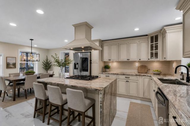 537 S Atlantic Avenue, Aberdeen, NJ 07747
