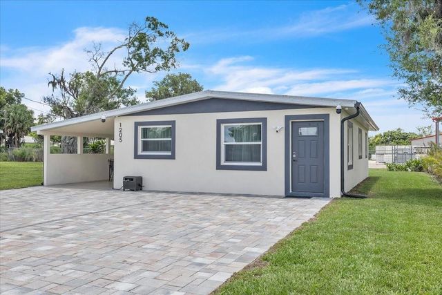 1205 SW HIBISCUS DRIVE, Arcadia, FL 34266