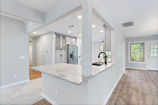 36 Eaton Circle, Bella Vista, AR 72715