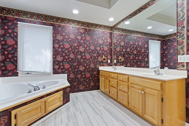 36 Eaton Circle, Bella Vista, AR 72715