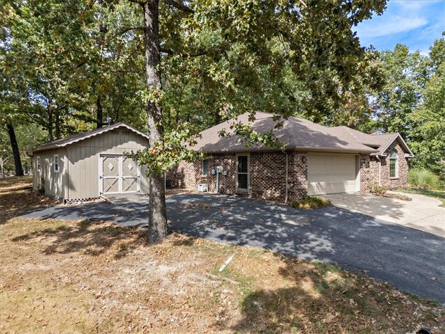 36 Eaton Circle, Bella Vista, AR 72715