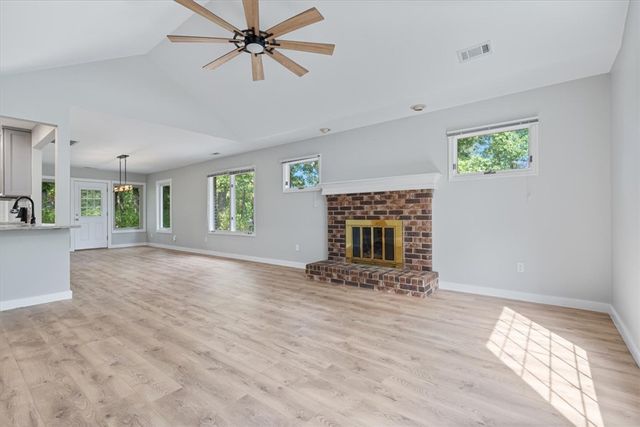 36 Eaton Circle, Bella Vista, AR 72715