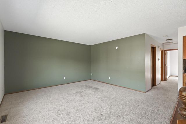 10478 Quince Street NW, Coon Rapids, MN 55433
