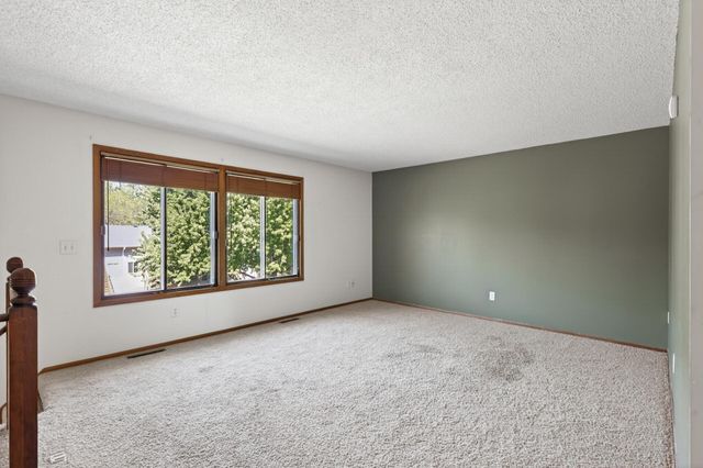10478 Quince Street NW, Coon Rapids, MN 55433
