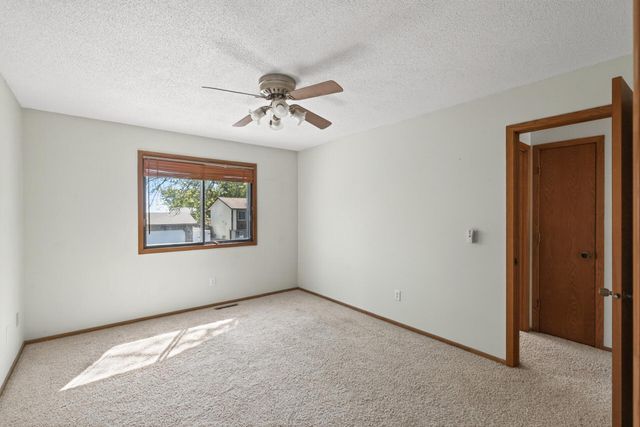 10478 Quince Street NW, Coon Rapids, MN 55433