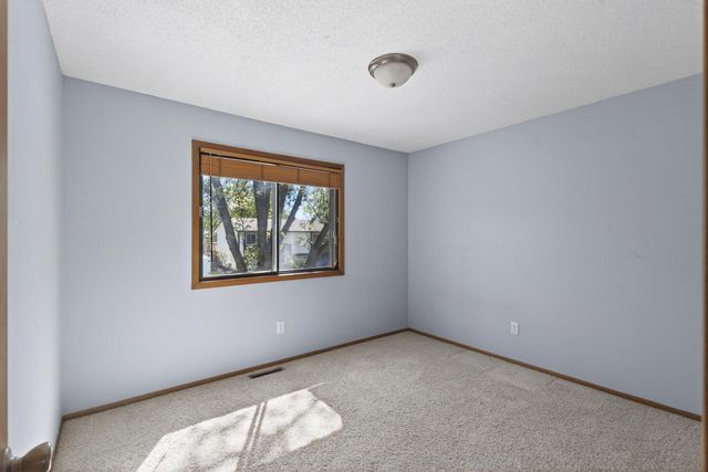 10478 Quince Street NW, Coon Rapids, MN 55433