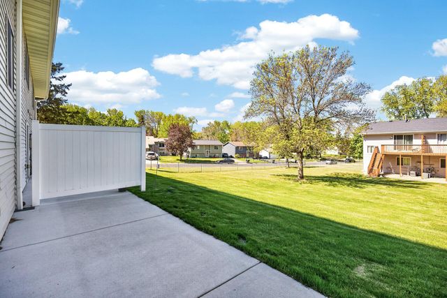 10478 Quince Street NW, Coon Rapids, MN 55433