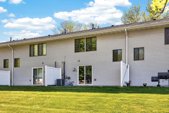 10478 Quince Street NW, Coon Rapids, MN 55433
