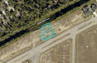 723 Wilminton Parkway, Cape Coral, FL 33993
