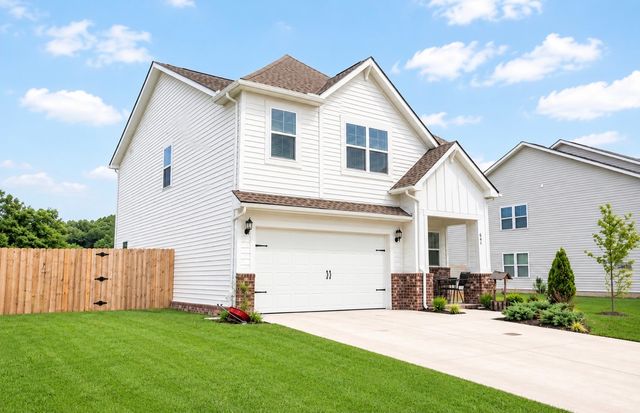 641 Emerson Ln, Westmoreland, TN 37186