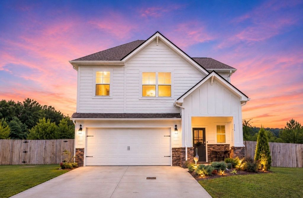 641 Emerson Ln, Westmoreland, TN 37186