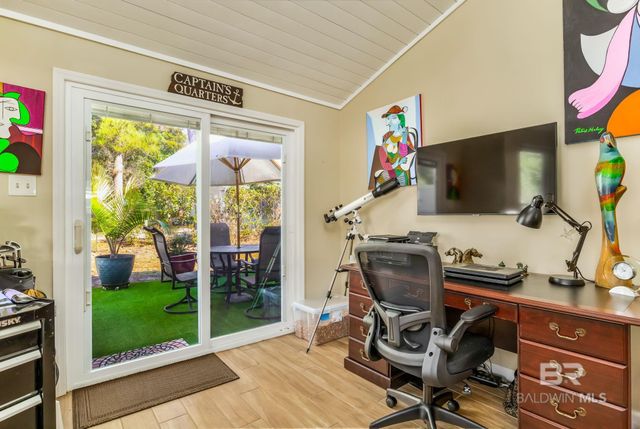 1229 E Hummingbird Lane, Gulf Shores, AL 36542