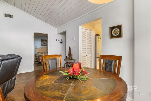 1229 E Hummingbird Lane, Gulf Shores, AL 36542