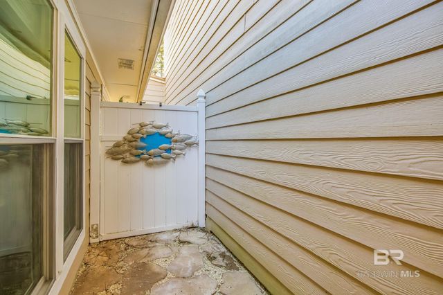 1229 E Hummingbird Lane, Gulf Shores, AL 36542