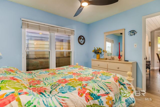 1229 E Hummingbird Lane, Gulf Shores, AL 36542