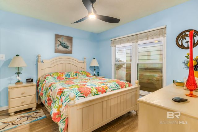 1229 E Hummingbird Lane, Gulf Shores, AL 36542