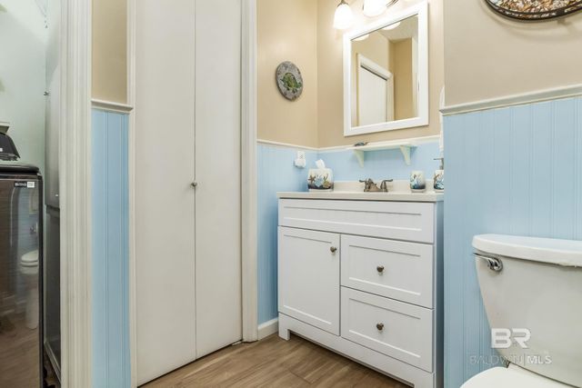 1229 E Hummingbird Lane, Gulf Shores, AL 36542