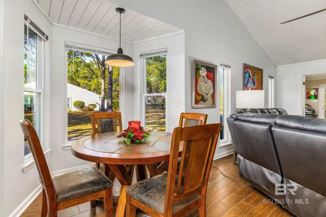 1229 E Hummingbird Lane, Gulf Shores, AL 36542